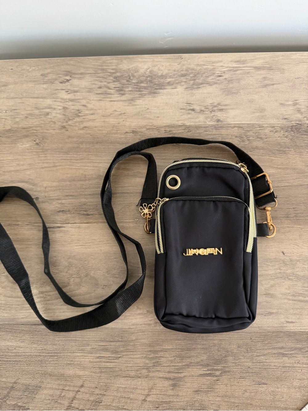 Jingpin Black Nylon Crossbody Phone Bag Gold Hardware Multi Pocket Small